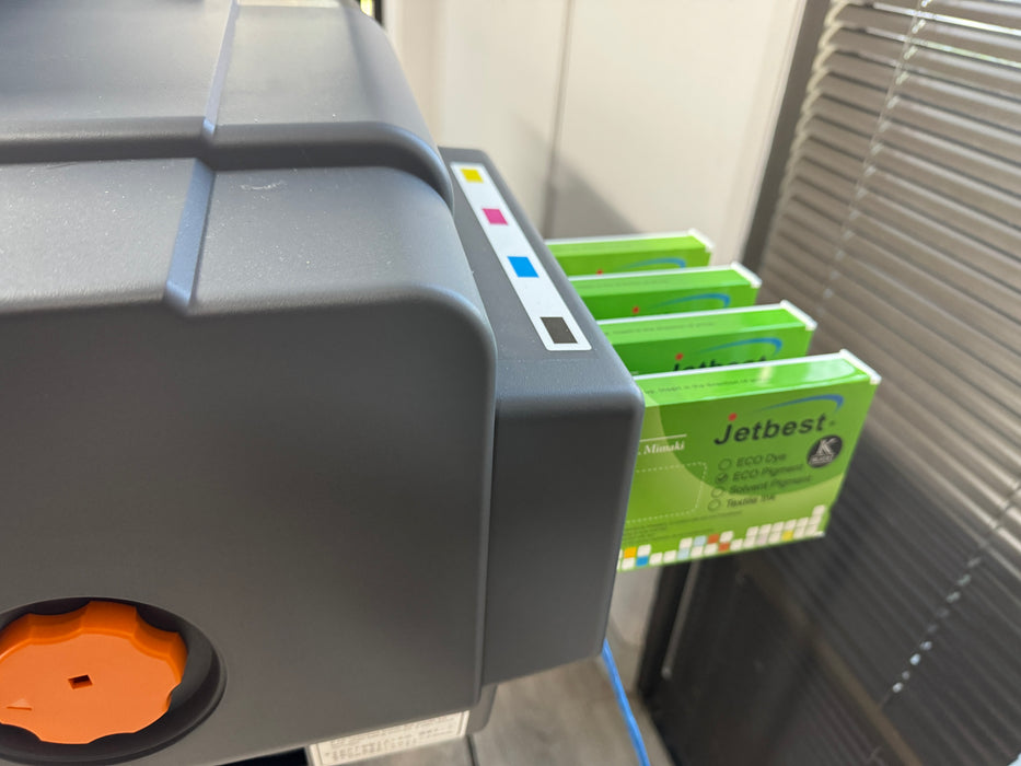 Jetbest MS31 Eco-Solvent Ink for Mutoh (VJ-1204, VJ-1304, VJ-1604(X), VJ-1614, VJ-1624(X), VJ-1638(X), VJ-2638(X), VJ-2606, VJ-628(X), VJ-1324(X), XPJ-1341SR-Pro, XPJ-C641SR-Pro) 220ml