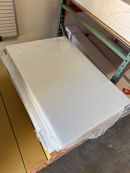 Coroplast - Pre Cut- 4mm -24"x36"-White