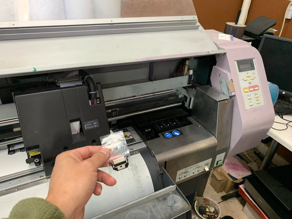 OEM Mimaki Wiper with Holder for Mimaki JV3 Printers (Part#SPA-0116)